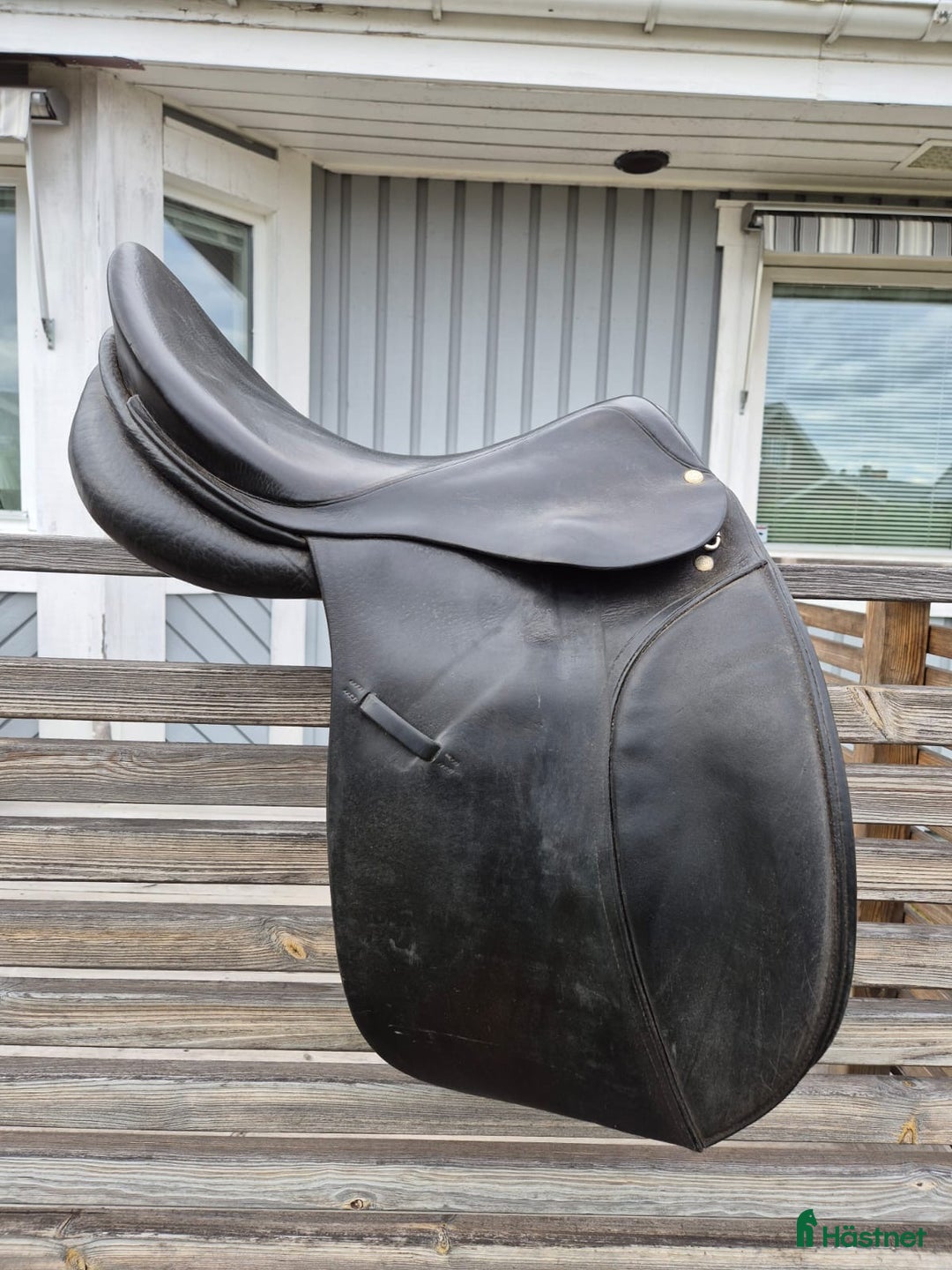 Sadlar hästutrustning till salu: Röösli dressyrsadel i Strängnäs - Annons 2