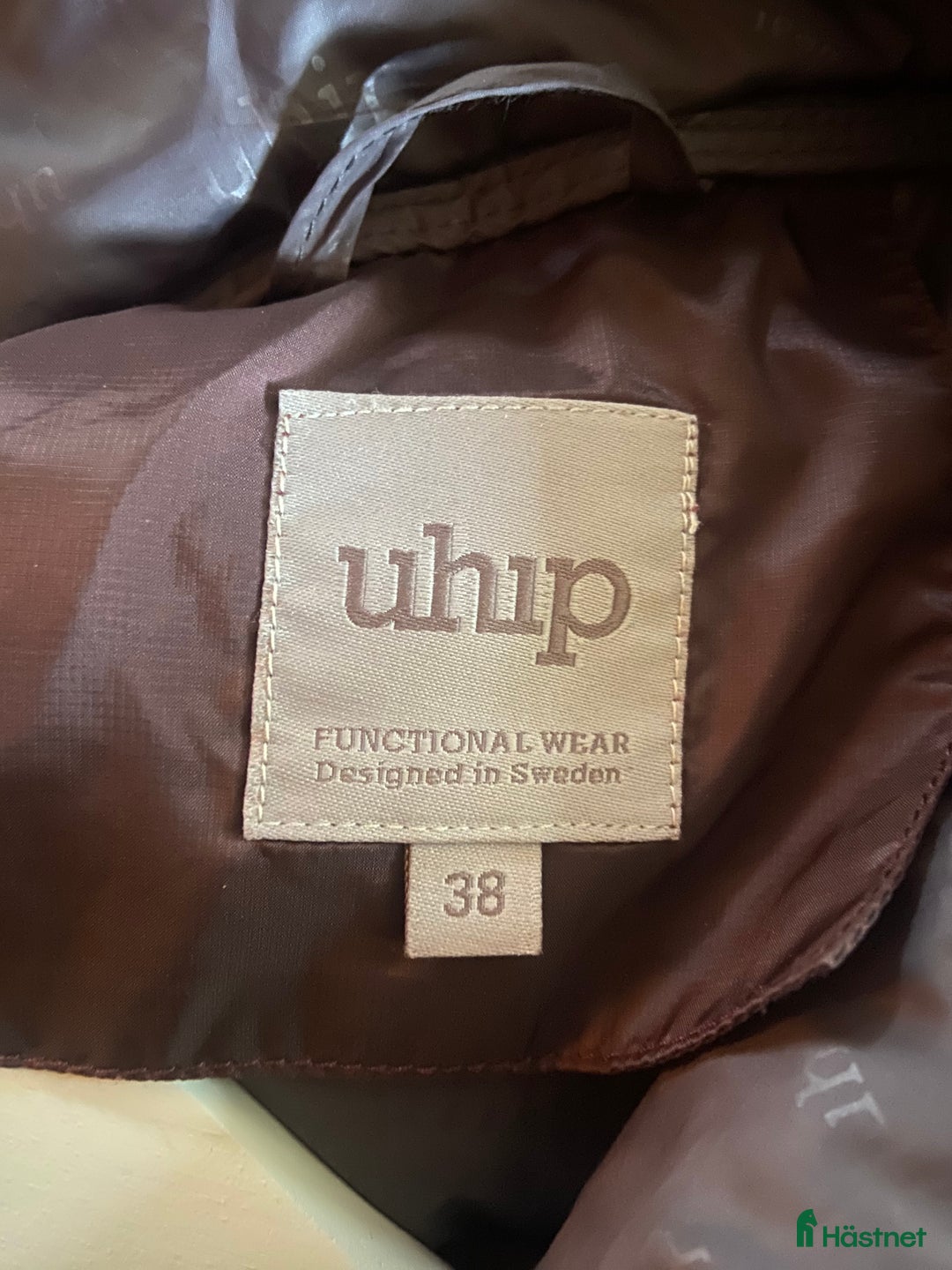 Jackor & Kavajer ryttarutrustning till salu: Fin uhip jacka!😊 i Täby - Annons 3