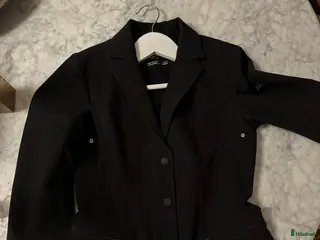 Jackor & Kavajer ryttarutrustning till salu: Equiline kavaj junior svart i Stockholm - Annons 2