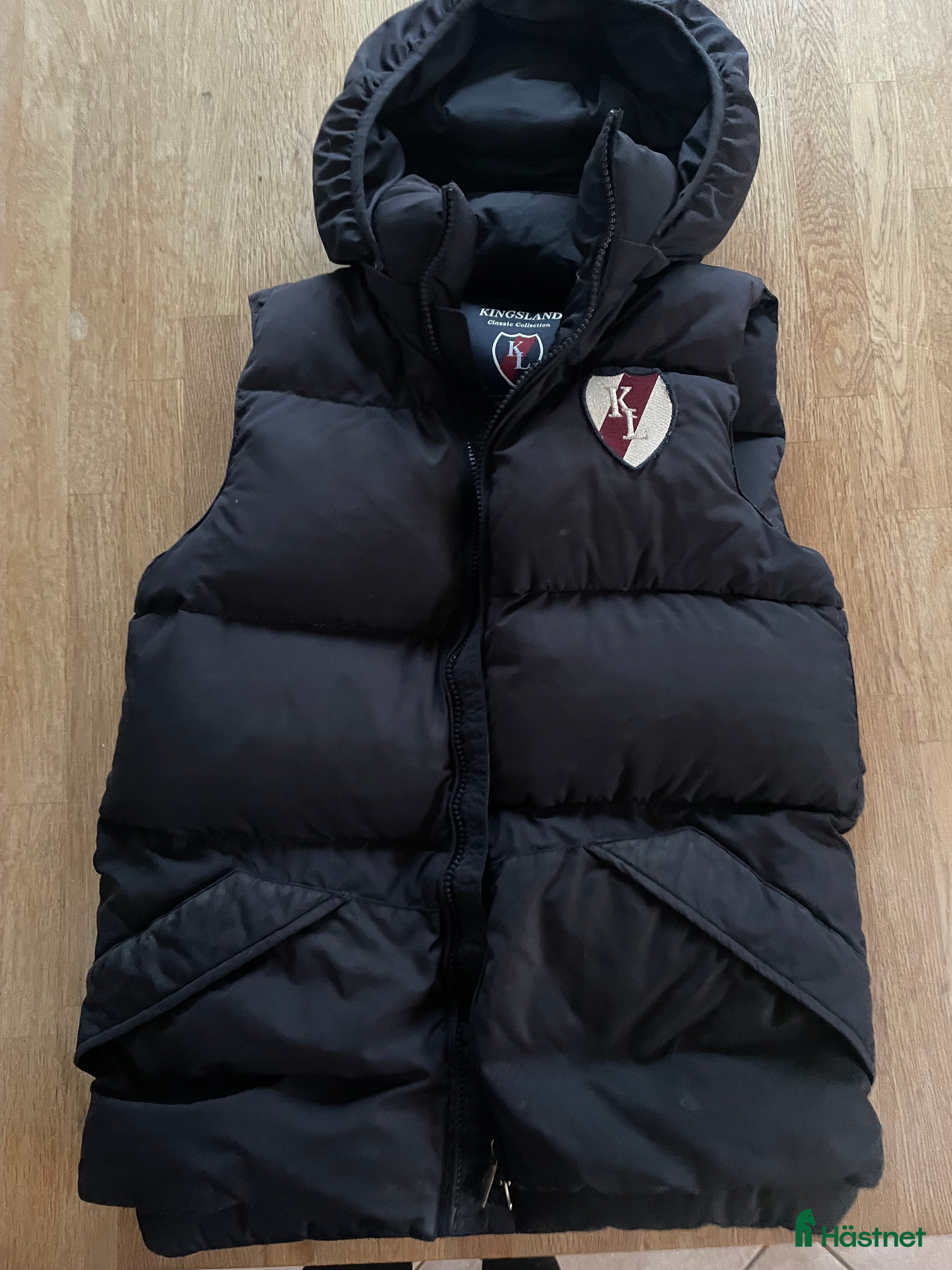 Jackor & Kavajer ryttarutrustning till salu: Kingsland dunväst  i Strömstad - Annons 12