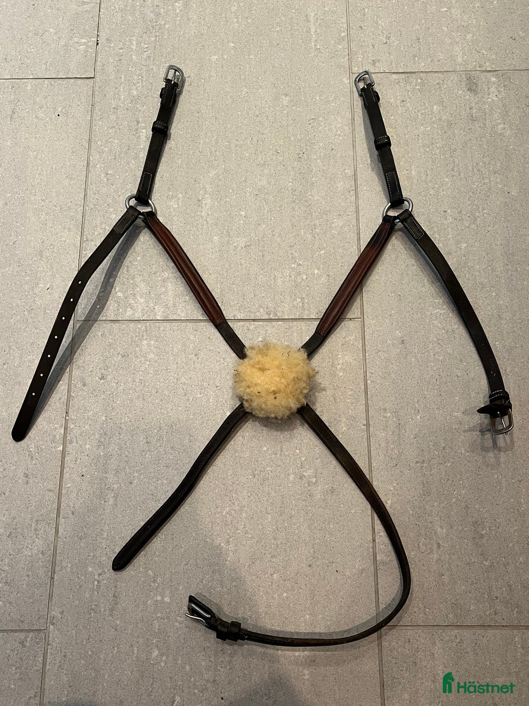 Träns hästutrustning till salu: Pullarnosgrimma dyon i Dalby - Annons 2