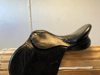 Sadlar hästutrustning till salu: Allroundsadel 16,5" i Riala - Annons 12