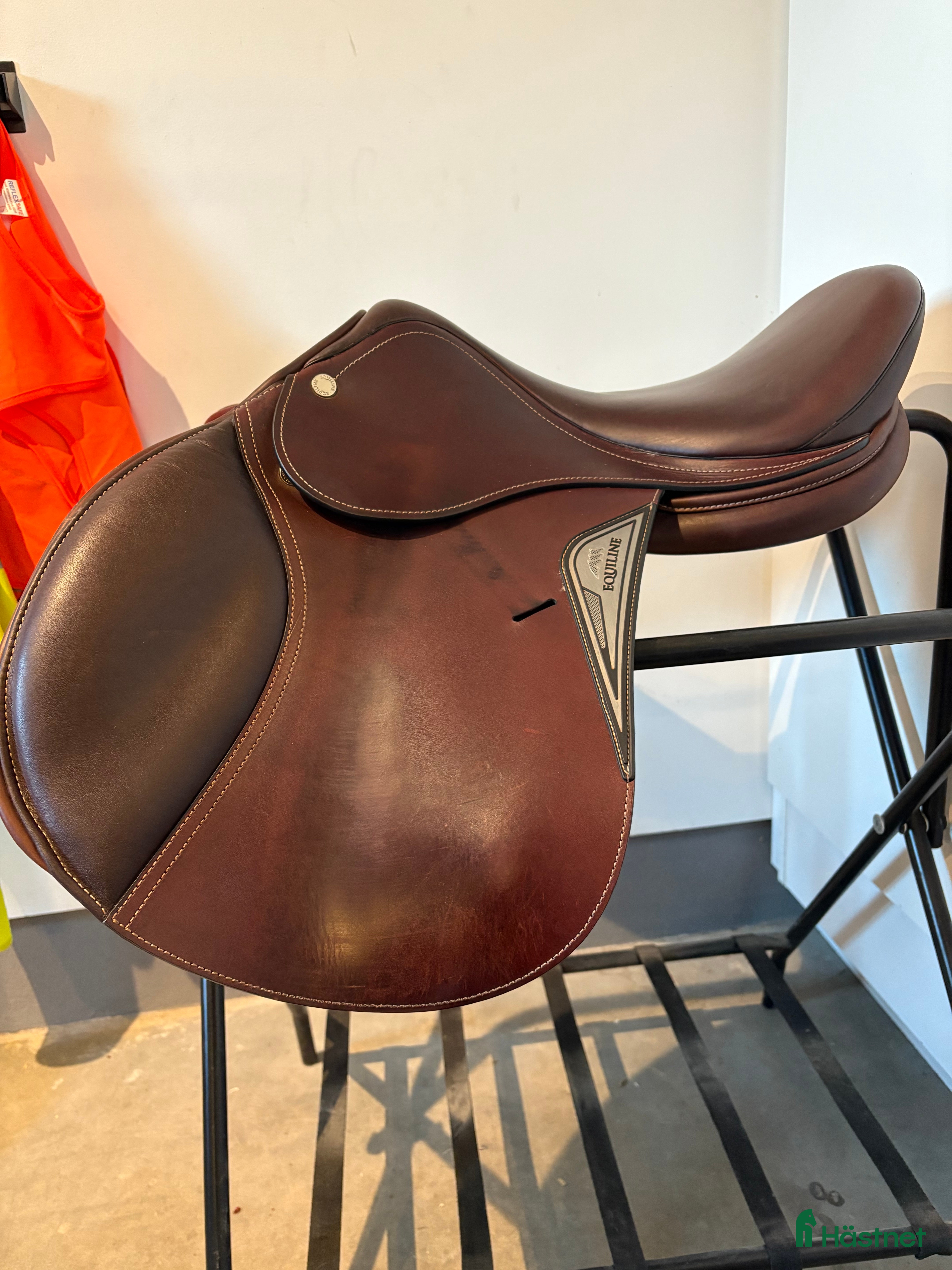 Sadlar hästutrustning till salu: Hoppsadel Equiline Talent 16 tum vid:L  i Tierp - Annons 2