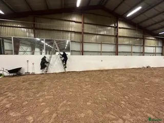 Stallinredning, stängsel & gård övrig utrustning till salu: Speglar till ridhus eller hundhall i Bro - Annons 2