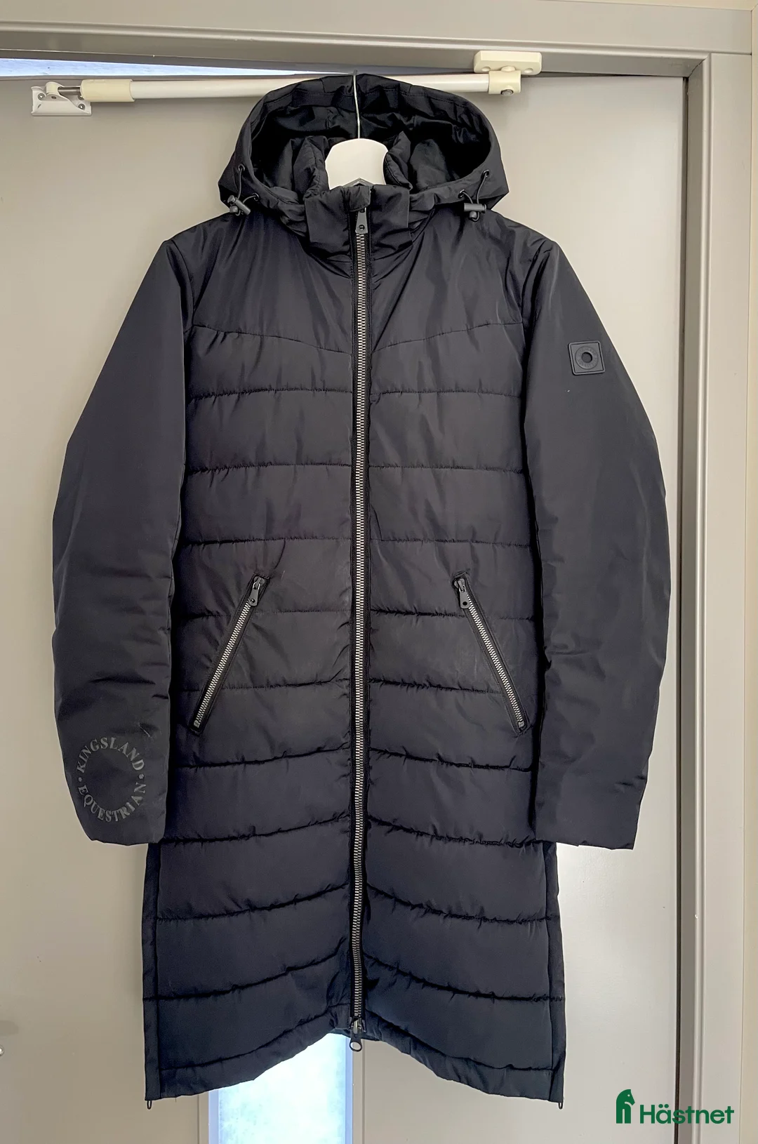 Jackor & Kavajer ryttarutrustning till salu: Kingsland vinterkappa, stl 158/164 i Billdal - Annons 1