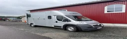 Hästlastbilar  fordon & transport till salu: Theault firsteo 2013  299900kr  - Annons 1