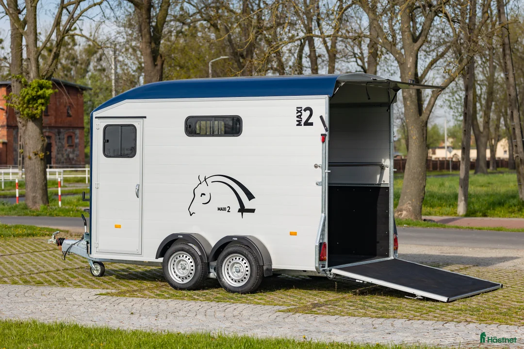 Hästtransporter  fordon & transport till salu: Cheval Liberté Maxi 2 Diagonallastad - Annons 4