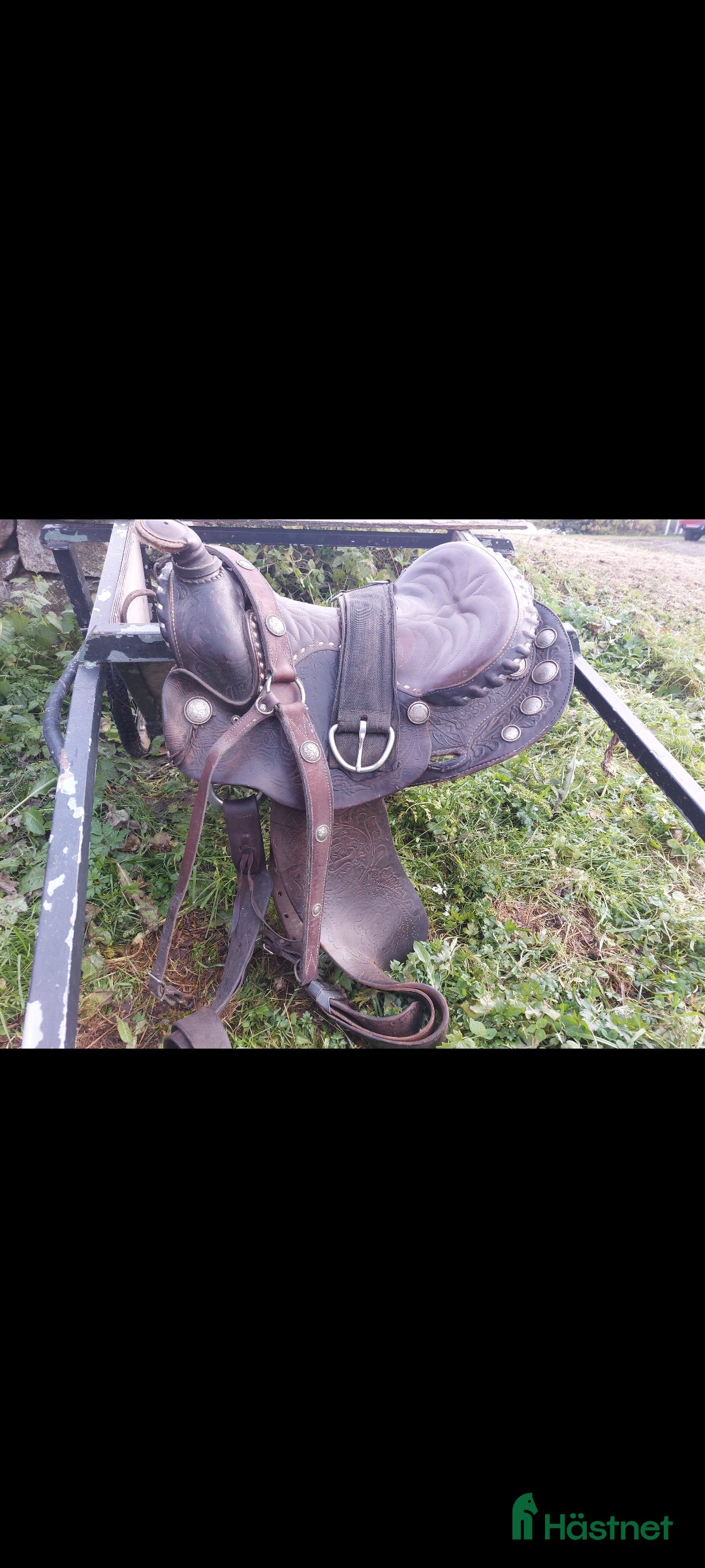 Övrig utrustning övrig utrustning till salu: Jacson nya chaps,westernsadel,hubertussadel i Strömsund - Annons 1