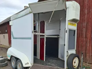 Hästtransporter fordon & transport till salu: Ume A40 säljes - Annons 2