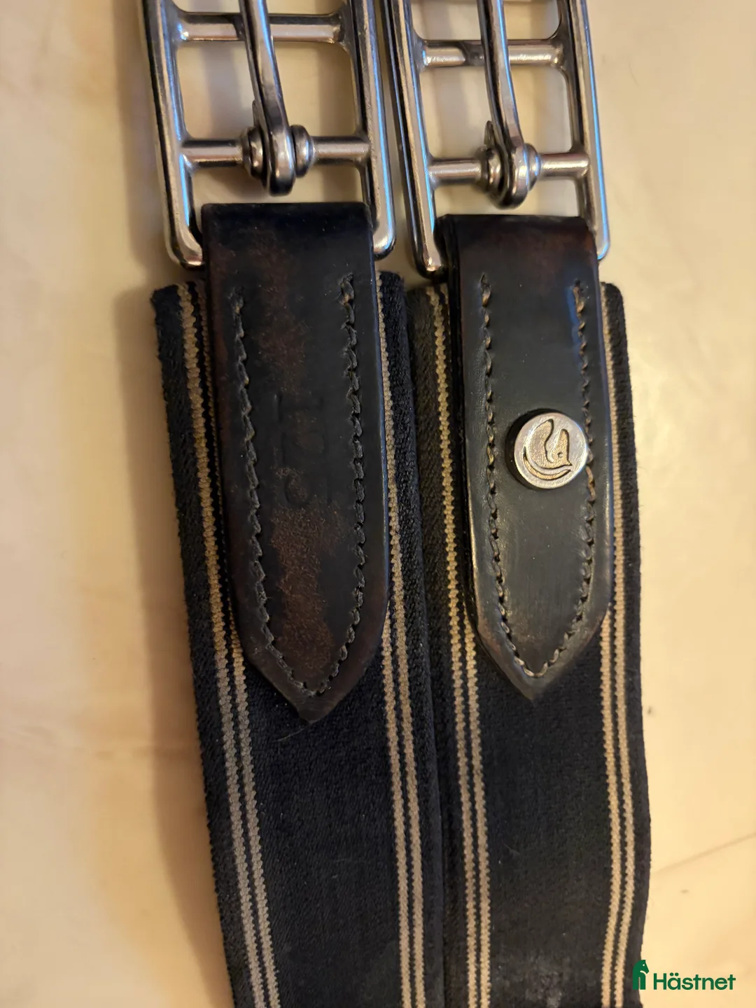 Sadeltillbehör hästutrustning till salu: Magplatta i Vallentuna - Annons 3