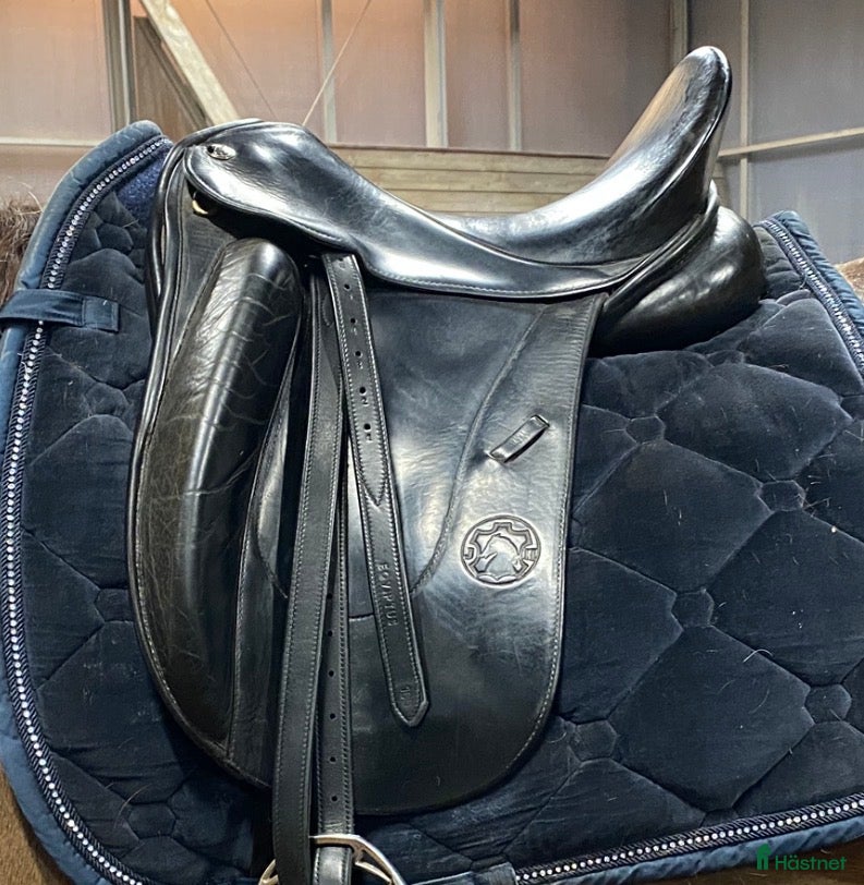 Sadlar hästutrustning Jochen Hennig dressyrsadel - Annons 7