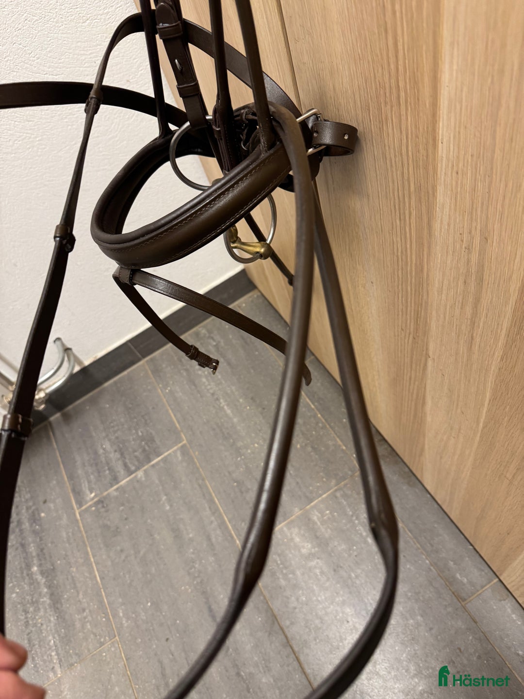 Träns hästutrustning till salu: Vackert dressyrträns i Kareby - Annons 5