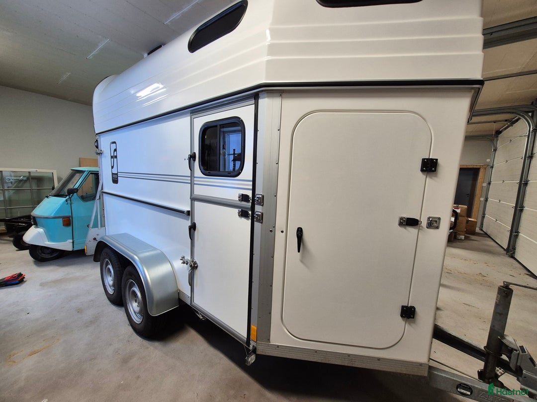 Hästtransporter  fordon & transport till salu: Forzab Futuro SEH 26 säljes - Annons 2