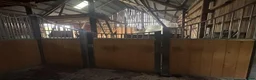 Stallinredning, stängsel & gård övrig utrustning till salu: 3 snygga boxar till bra pris - Annons 4