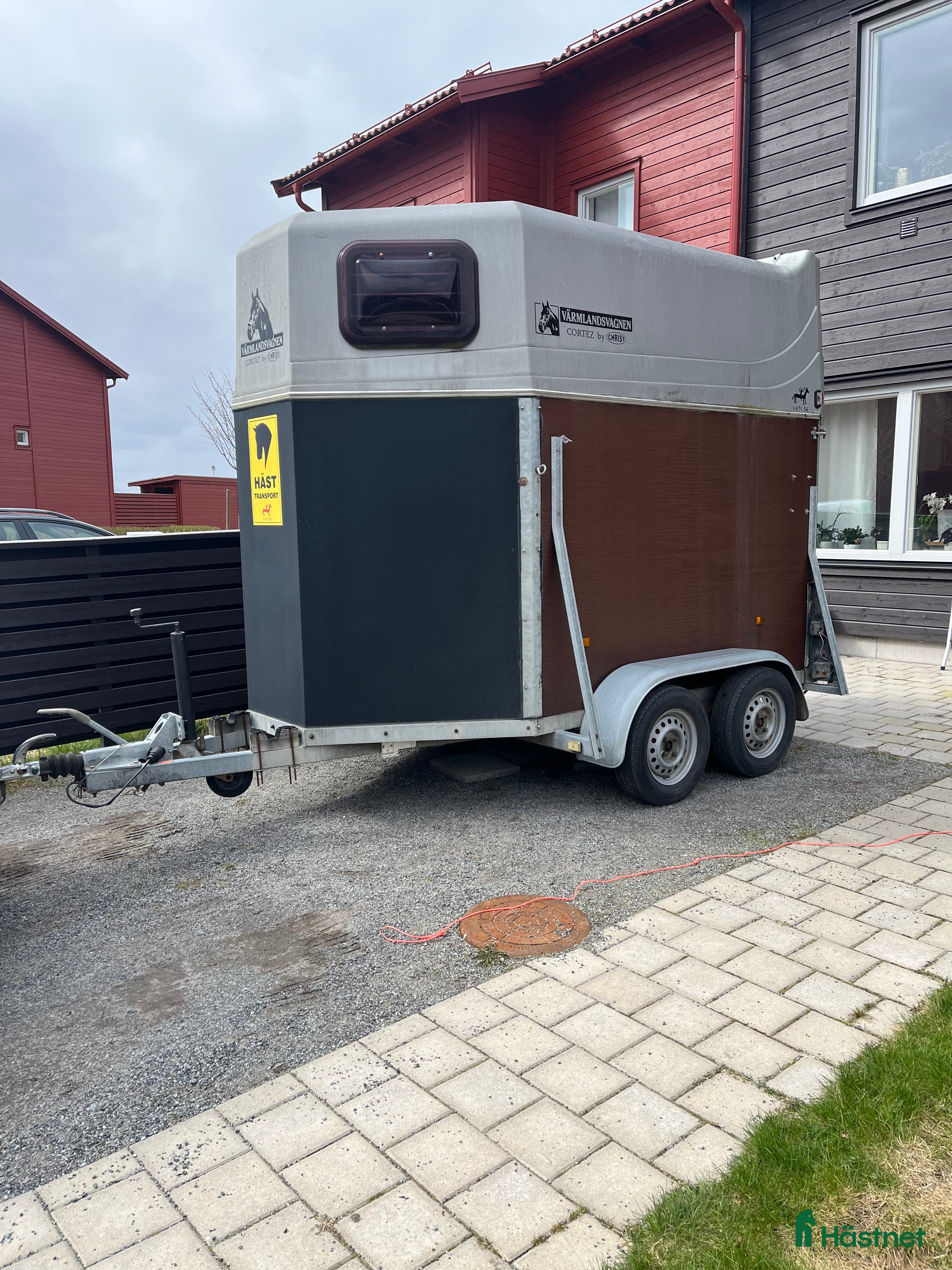 Hästtransporter  fordon & transport till salu: Renoverad värmalsvagnen - Annons 7