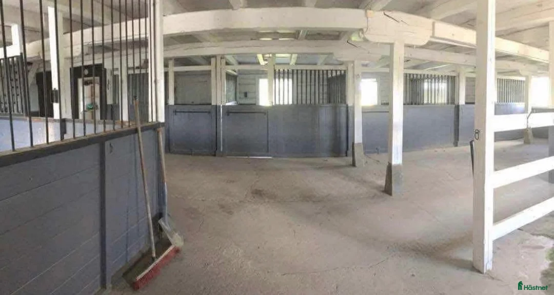  stallplats finnes: Stallplatser i Skokloster - Annons 5