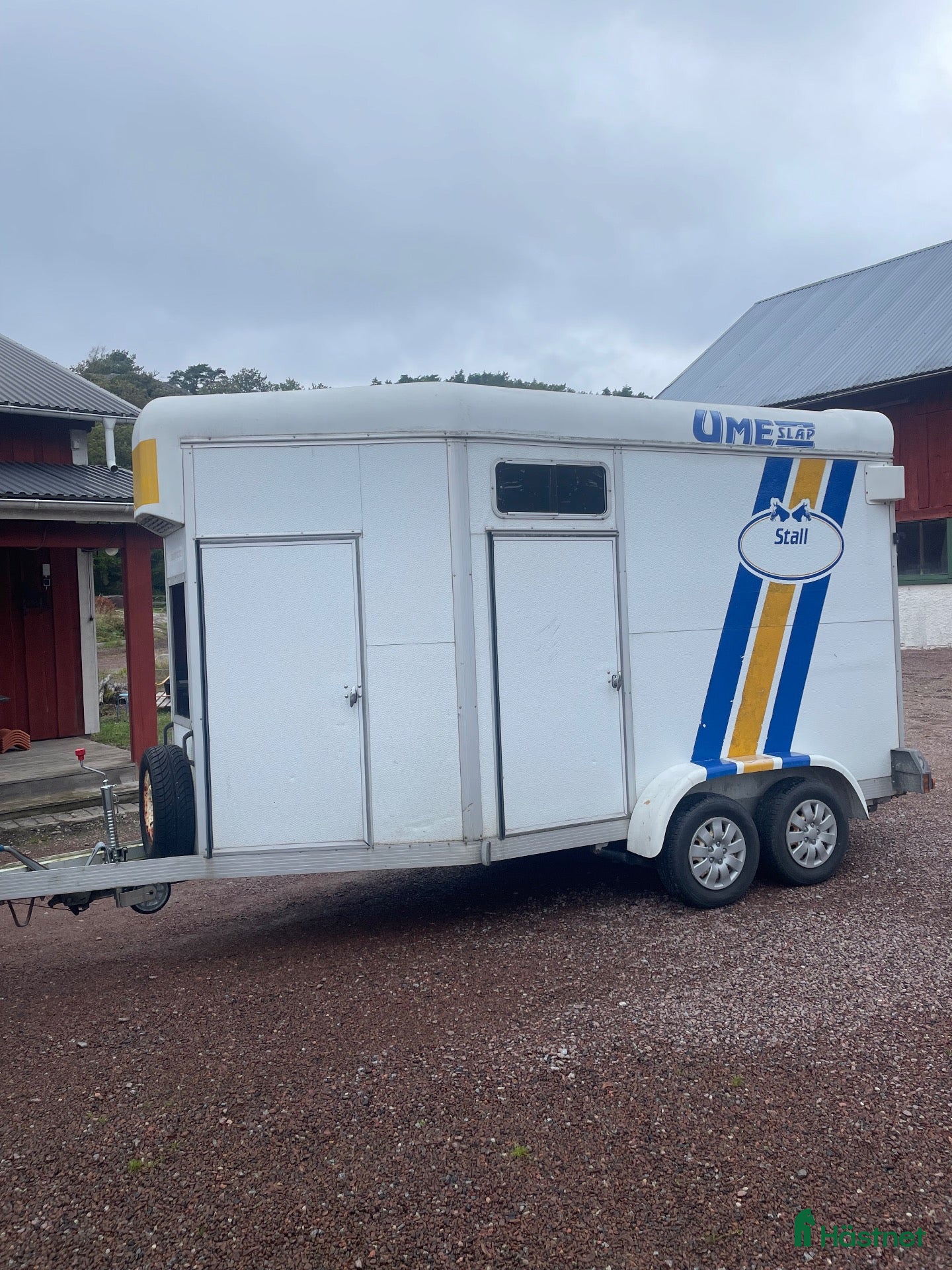 Hästtransporter  fordon & transport till salu: Umesläp med sadelkammare - Annons 7