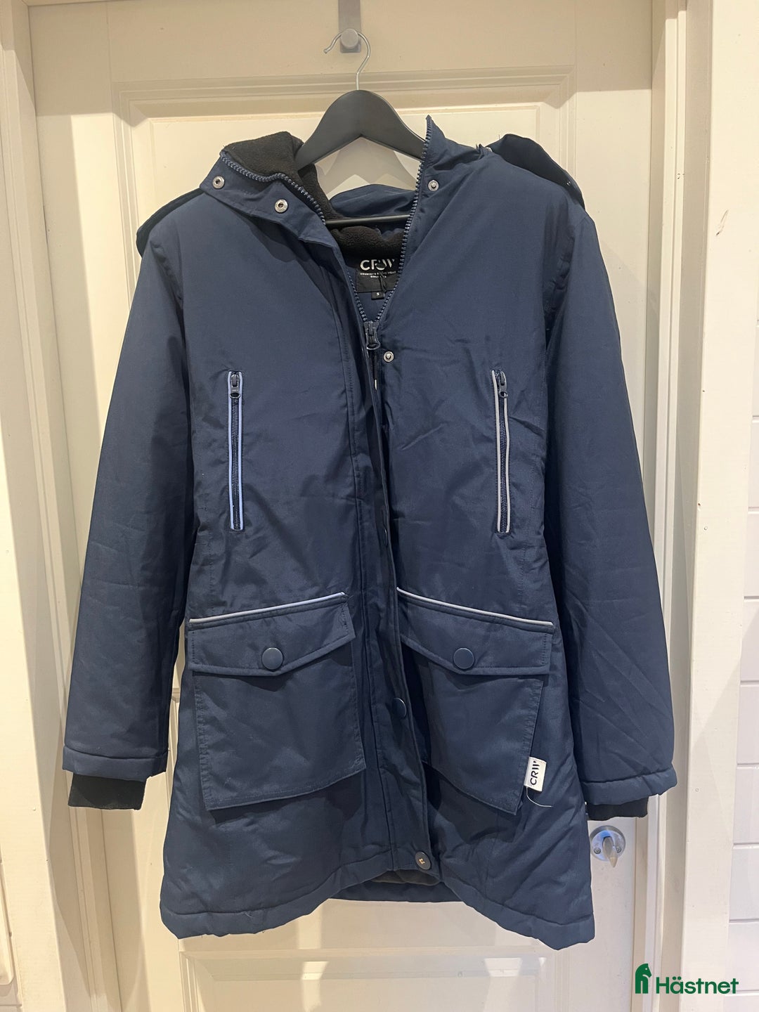 Jackor & Kavajer ryttarutrustning till salu: CRW vinterjacka till stallet i Borensberg - Annons 1