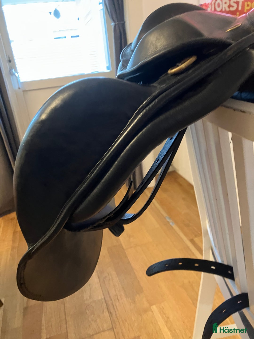 Sadlar hästutrustning till salu: Fin bekväm sadel  i Karlstad - Annons 5