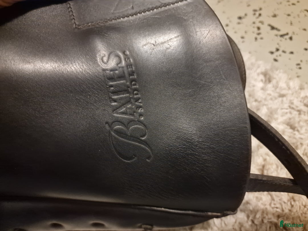 Sadlar hästutrustning till salu: Bates cair 17" i Bräkne-Hoby - Annons 6