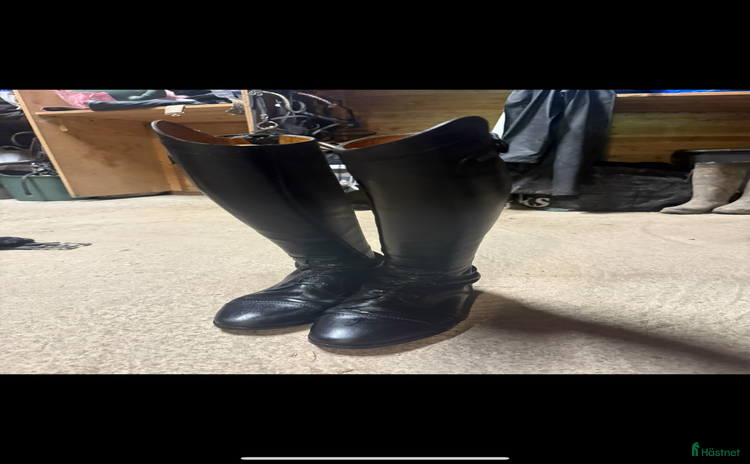 Ridstövlar ryttarutrustning till salu i Tungelsta - Annons 17