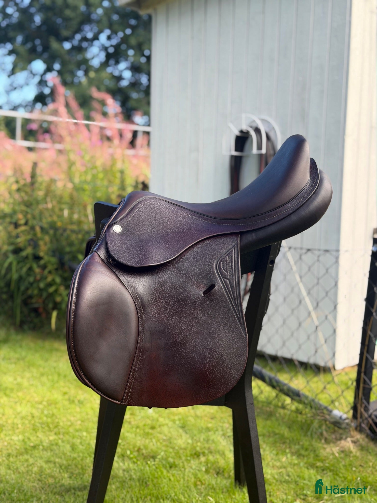 Sadlar hästutrustning till salu: Equiline E5 16” L - Annons 3
