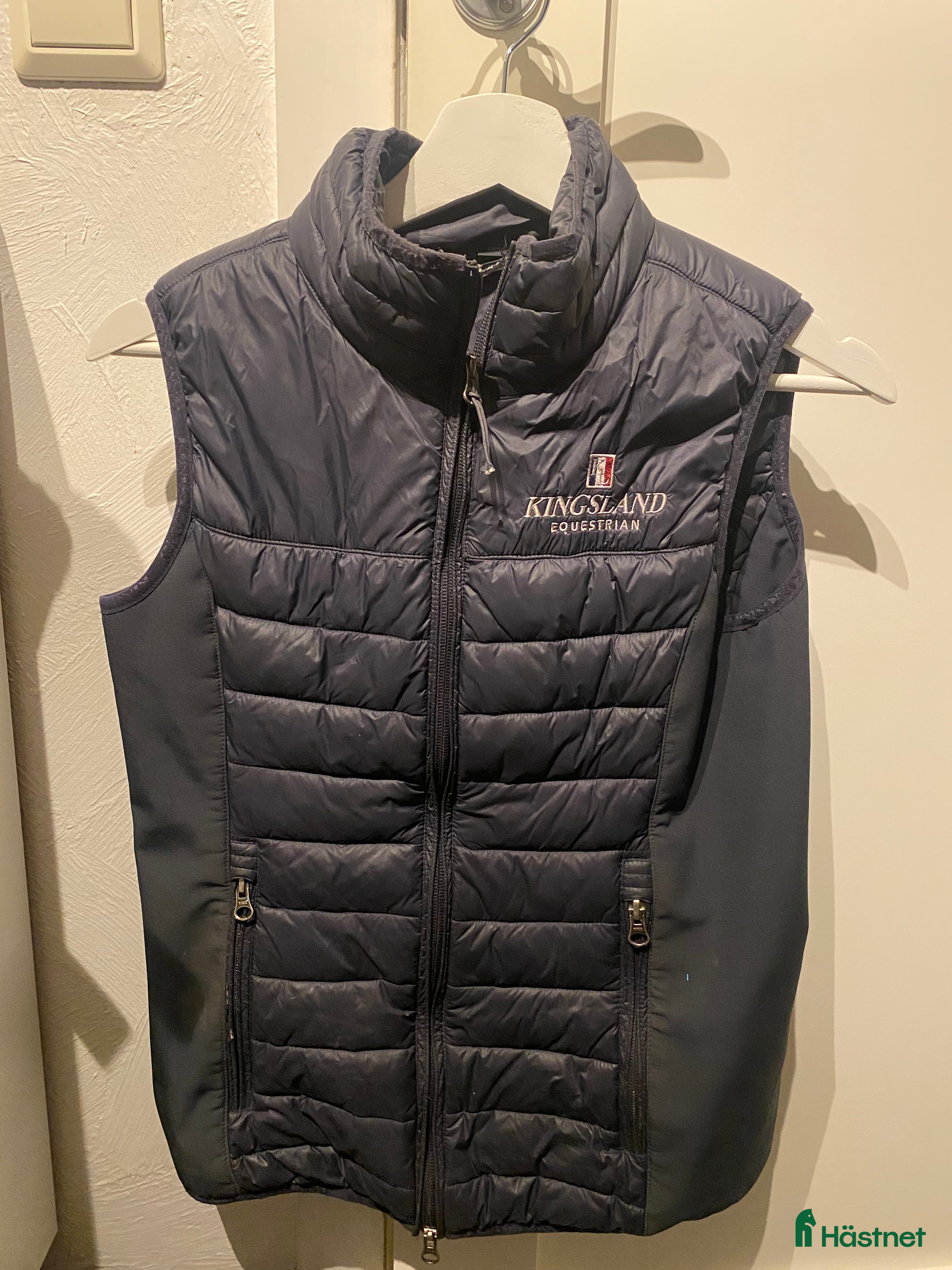 Övrigt Ridkläder ryttarutrustning till salu: Kingsland väst i Vaggeryd - Annons 13