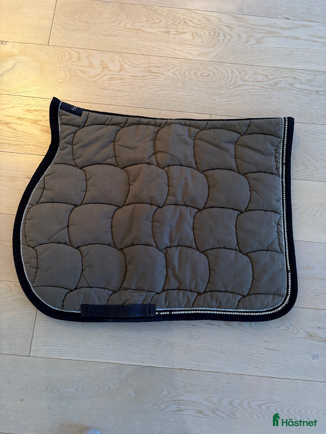 Schabrak & Vojlockar hästutrustning till salu: Scarpati schabrak i Nacka - Annons 1