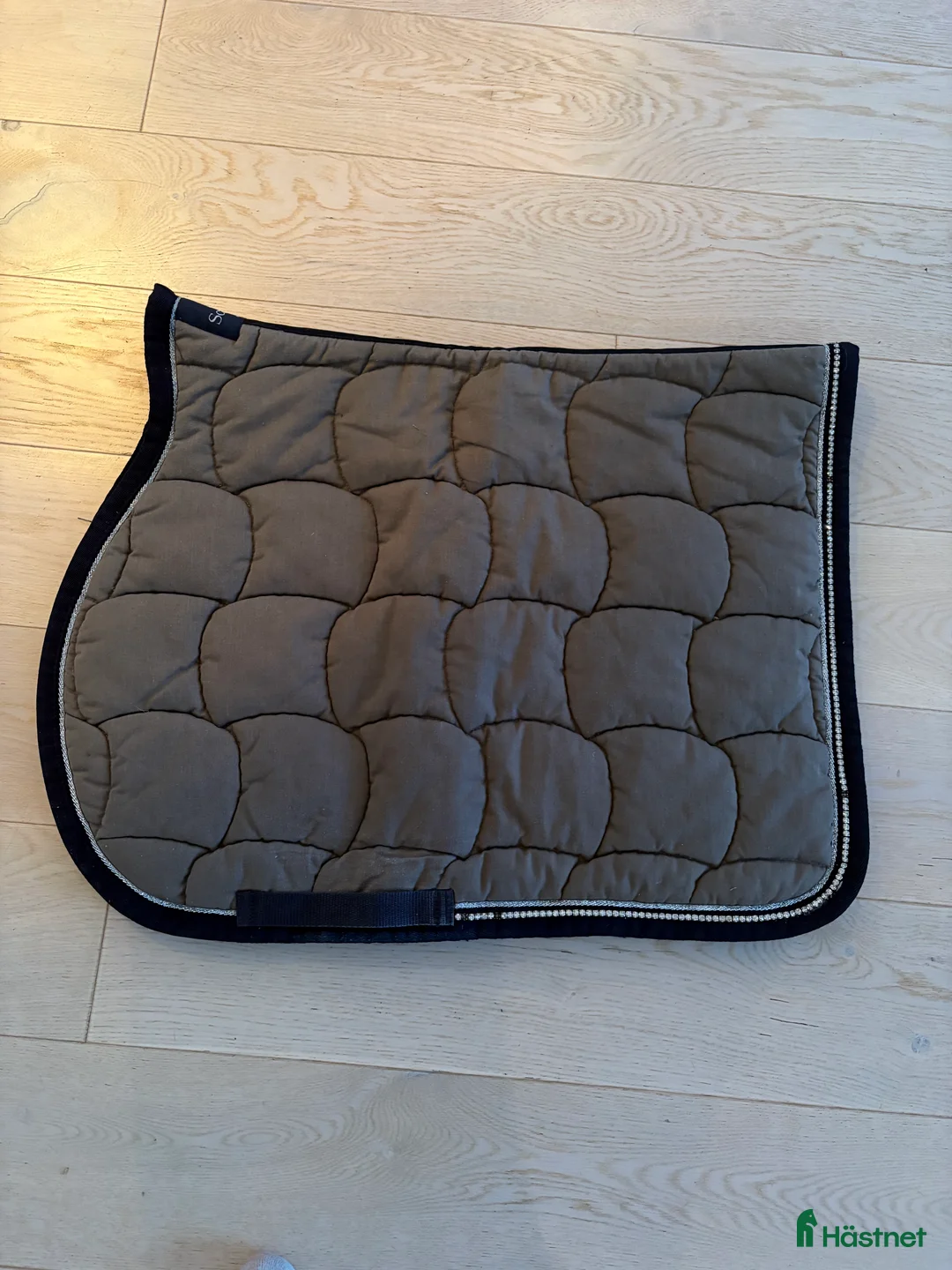 Schabrak & Vojlockar hästutrustning till salu: Scarpati schabrak i Nacka - Annons 1