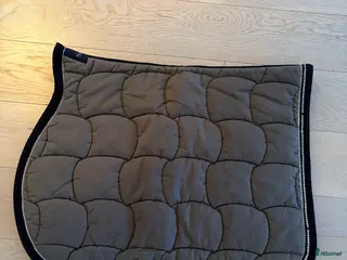 Schabrak & Vojlockar hästutrustning till salu: Scarpati schabrak i Nacka - Annons 1