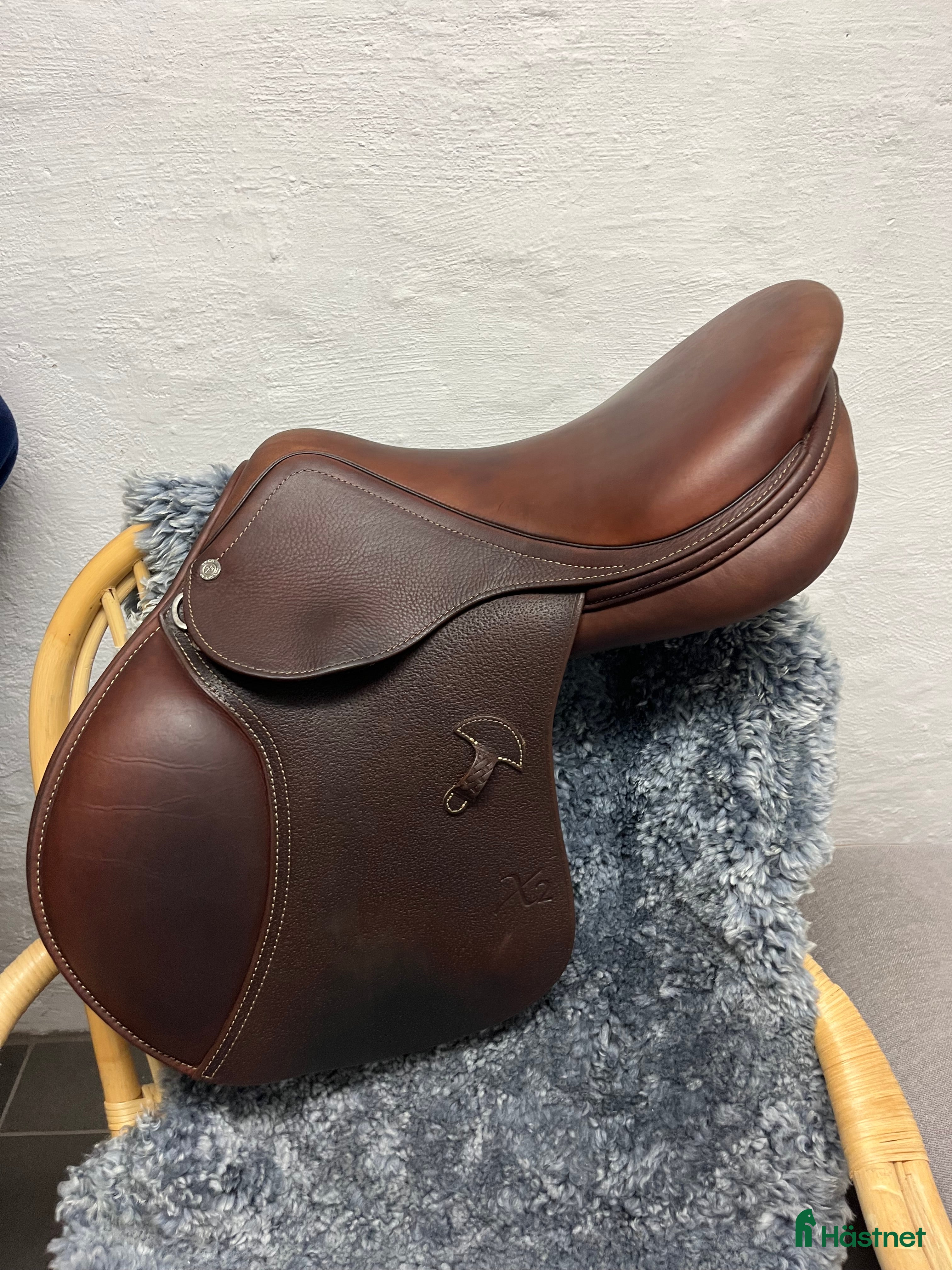 Sadlar hästutrustning till salu: Ergo x2 Courage Grained B2 i Sävedalen - Annons 3
