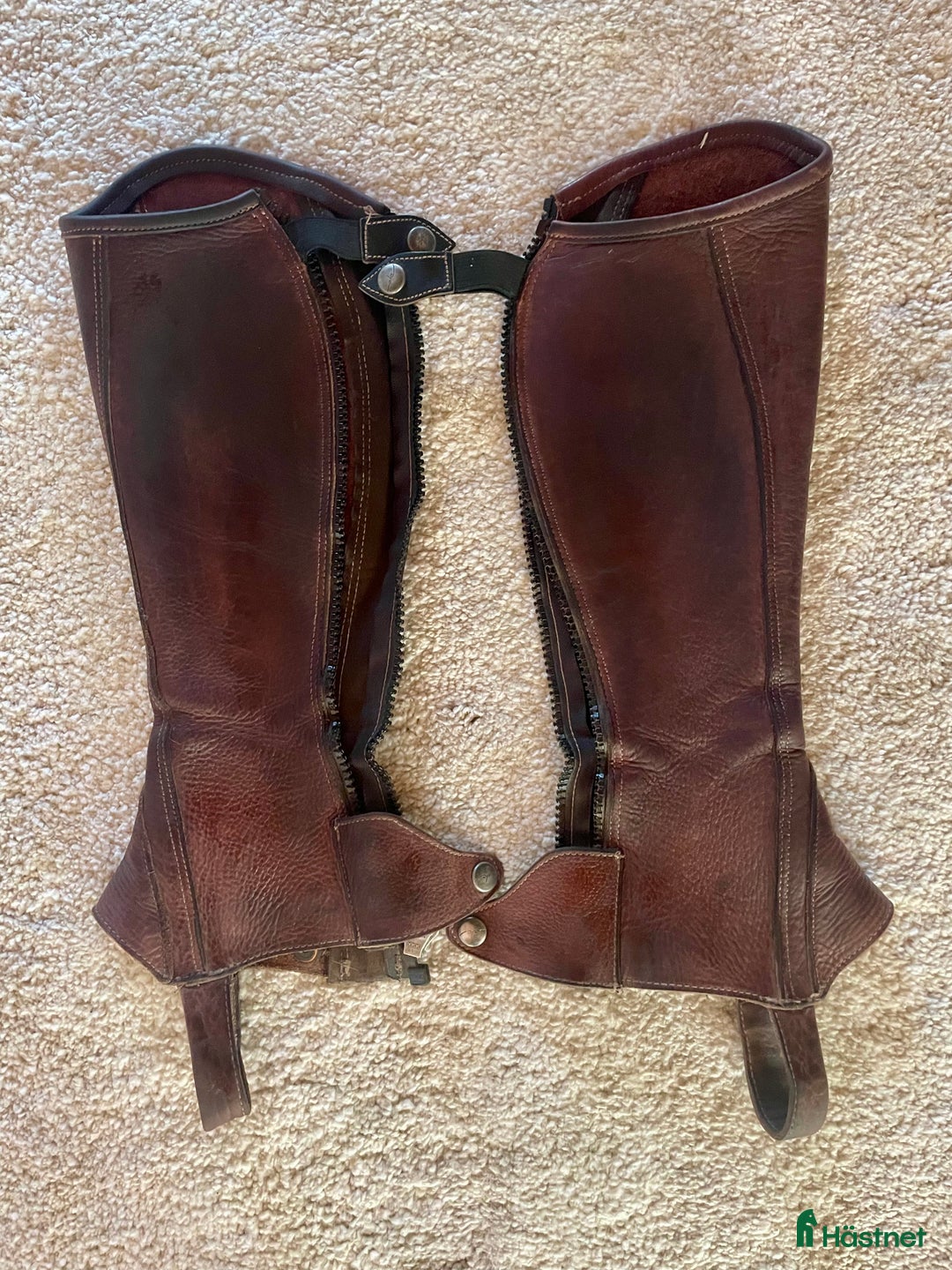 Övrigt Ridkläder ryttarutrustning till salu: Dyòn short chaps i Billdal - Annons 2