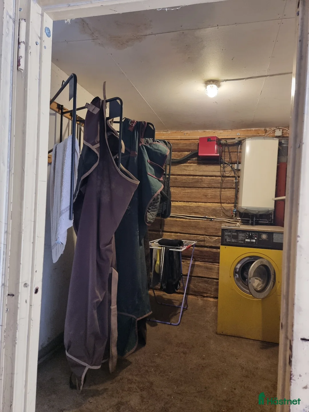  stallplats finnes: Stall med 6 boxar uthyres i Västerhaninge i Västerhaninge - Annons 2