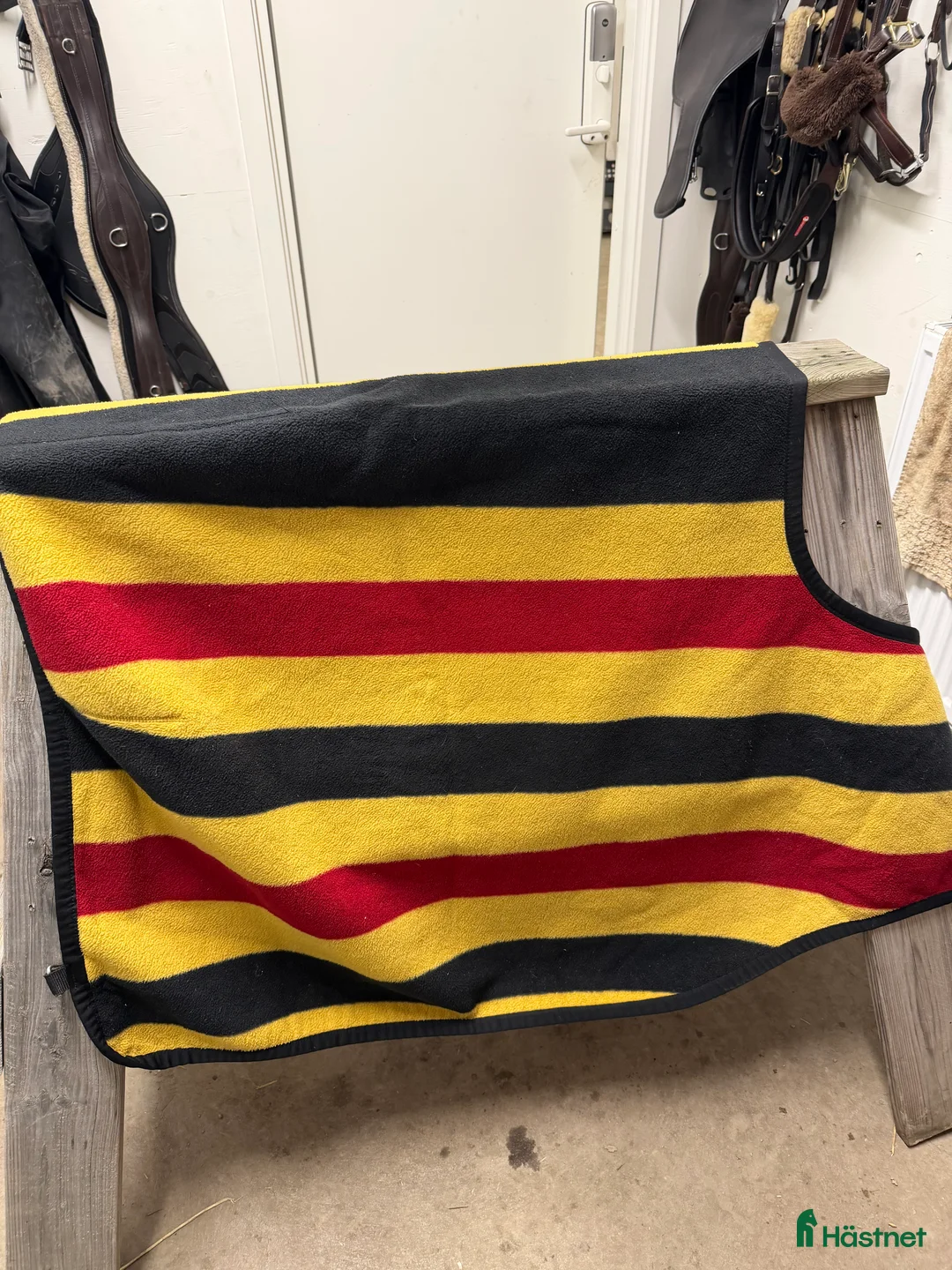 Sadeltillbehör hästutrustning till salu: Ländtäcke  i Eskilstuna - Annons 2