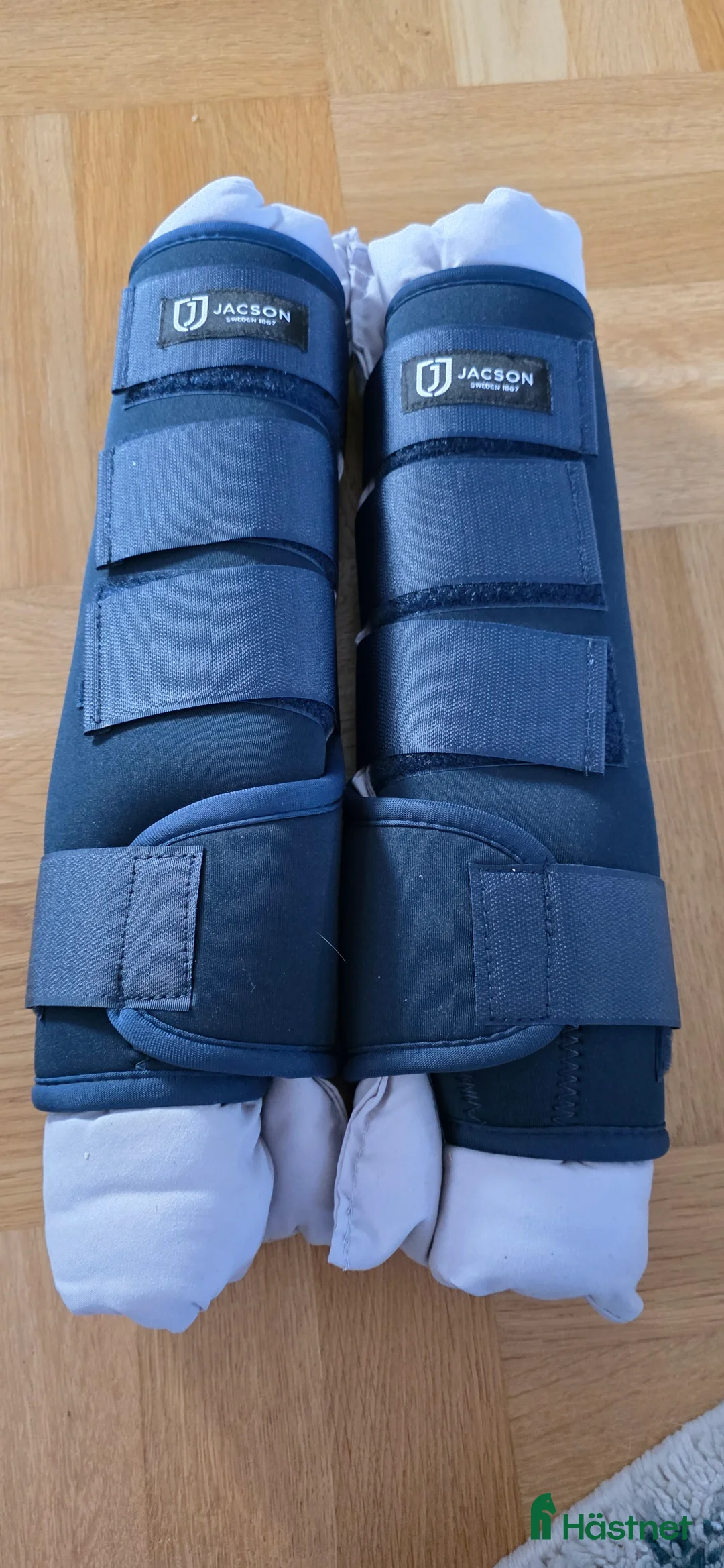 Övrig Hästutrustning hästutrustning till salu: Stallbandage 4 st oanvända Jacson - Annons 1