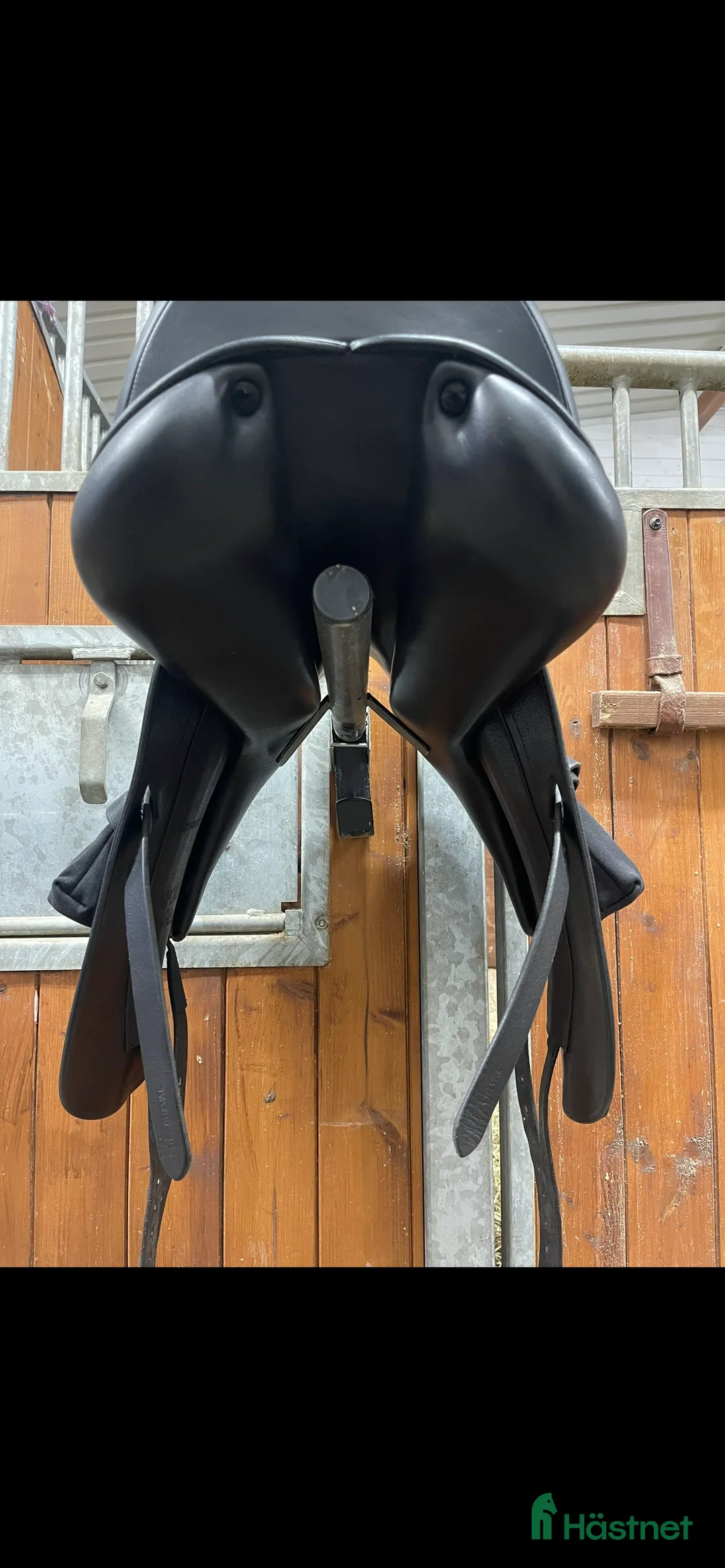 Sadlar hästutrustning till salu: Equipe Emporio Dressyrsadel  i Östersund - Annons 3