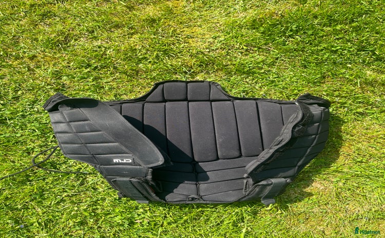 Säkerhetsvästar ryttarutrustning till salu i Uppsala - Annons 19