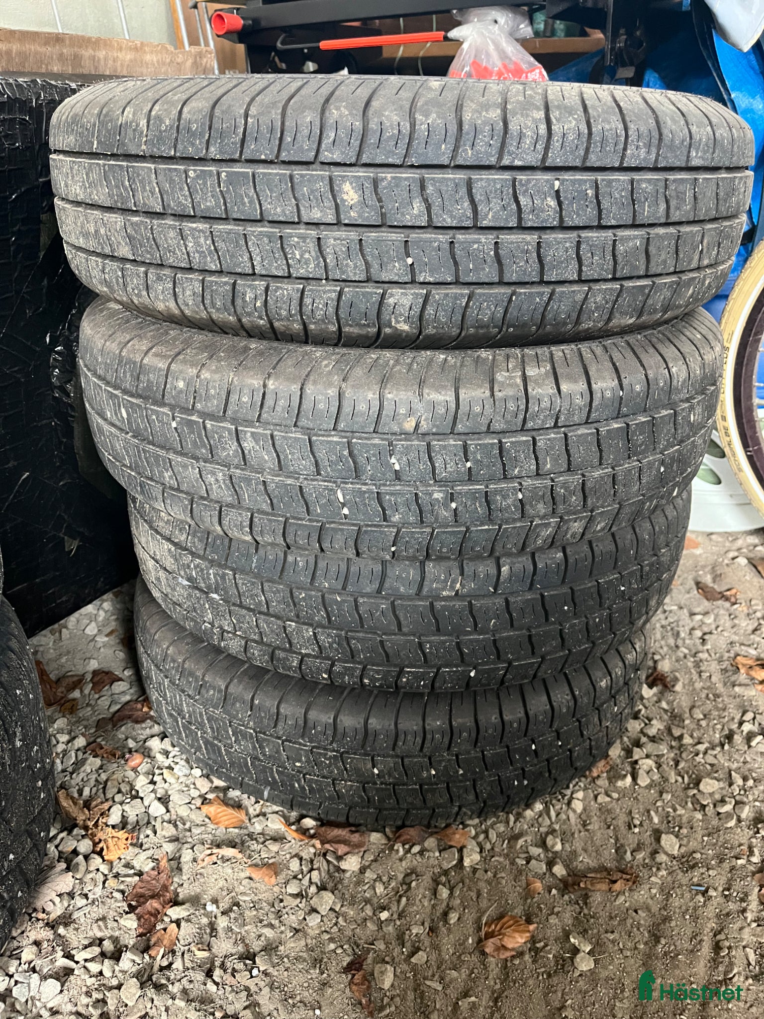 Hästtransporter  fordon & transport till salu: Sommardäck - Annons 2