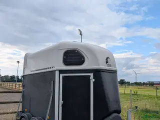Hästtransporter fordon & transport till salu: Cheval Liberté GT2 Ny vägg & ramp Aluminiumgolv - Annons 1