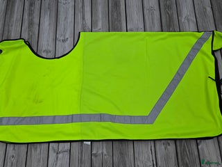 Täcken hästutrustning till salu: Ridreflextäcke i Växjö - Annons 4