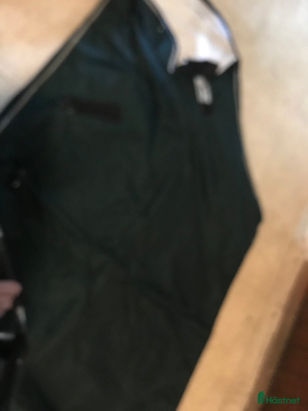 Täcken hästutrustning till salu: 3 st regntäcke från eskadron i Herrljunga - Annons 14