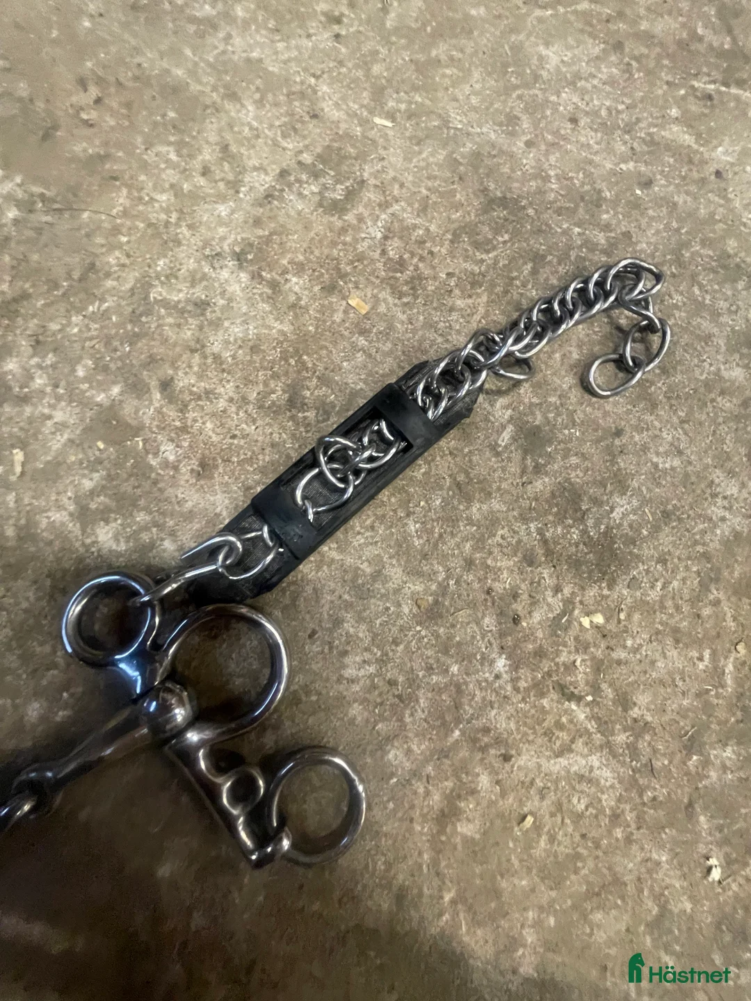 Bett hästutrustning till salu: Tredelat baby pelhalm strl 115 - Annons 3