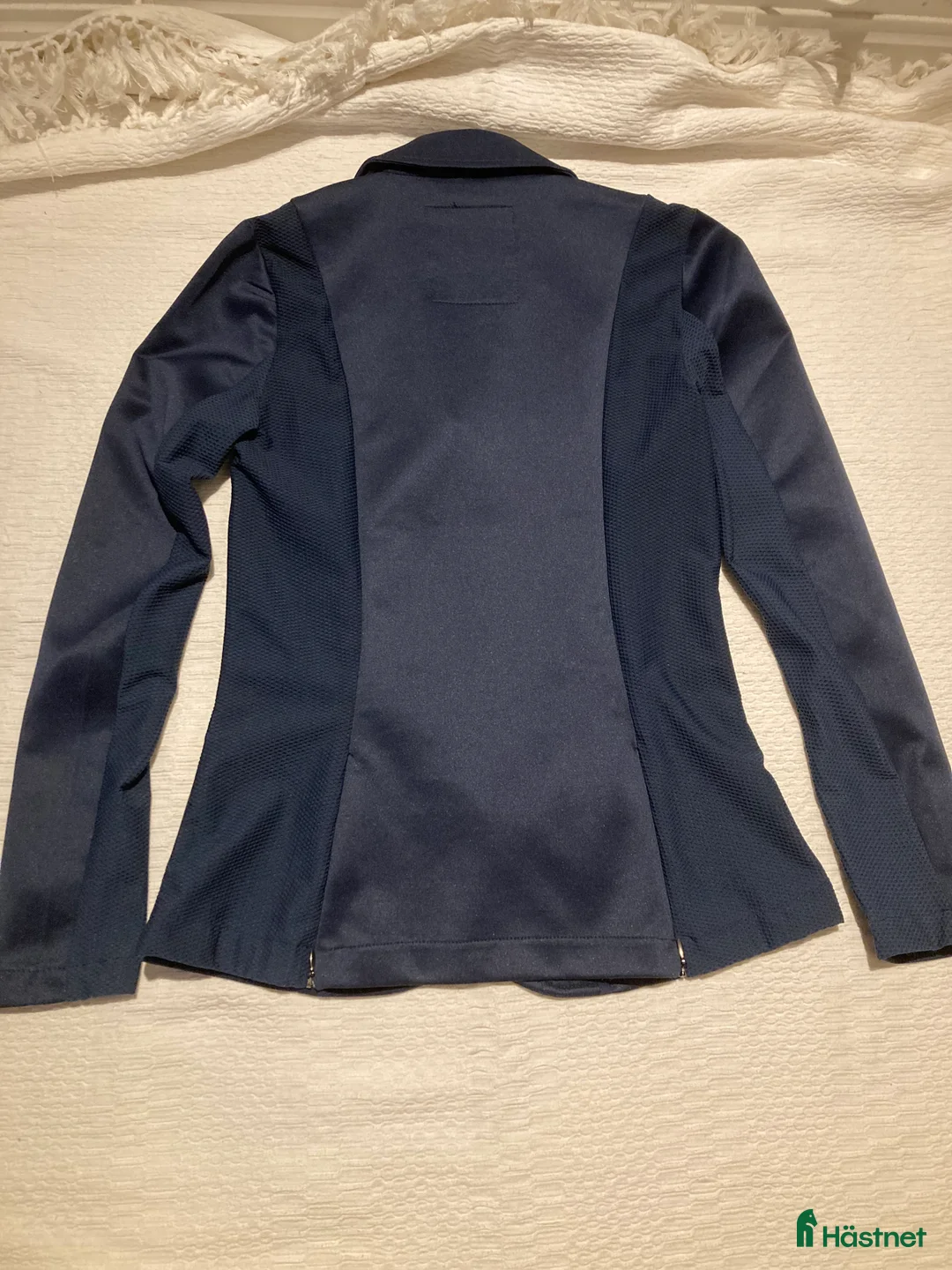 Jackor & Kavajer ryttarutrustning till salu: Marinblå tävlingskavaj  i Söderköping - Annons 2