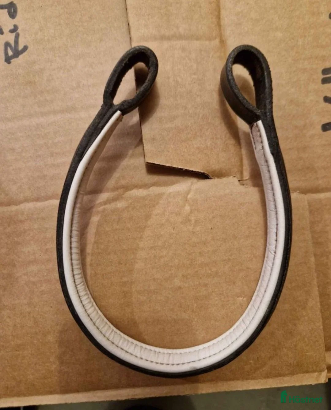 Övrig Hästutrustning hästutrustning till salu: Svart/vitt pannband i Hallstahammar - Annons 1