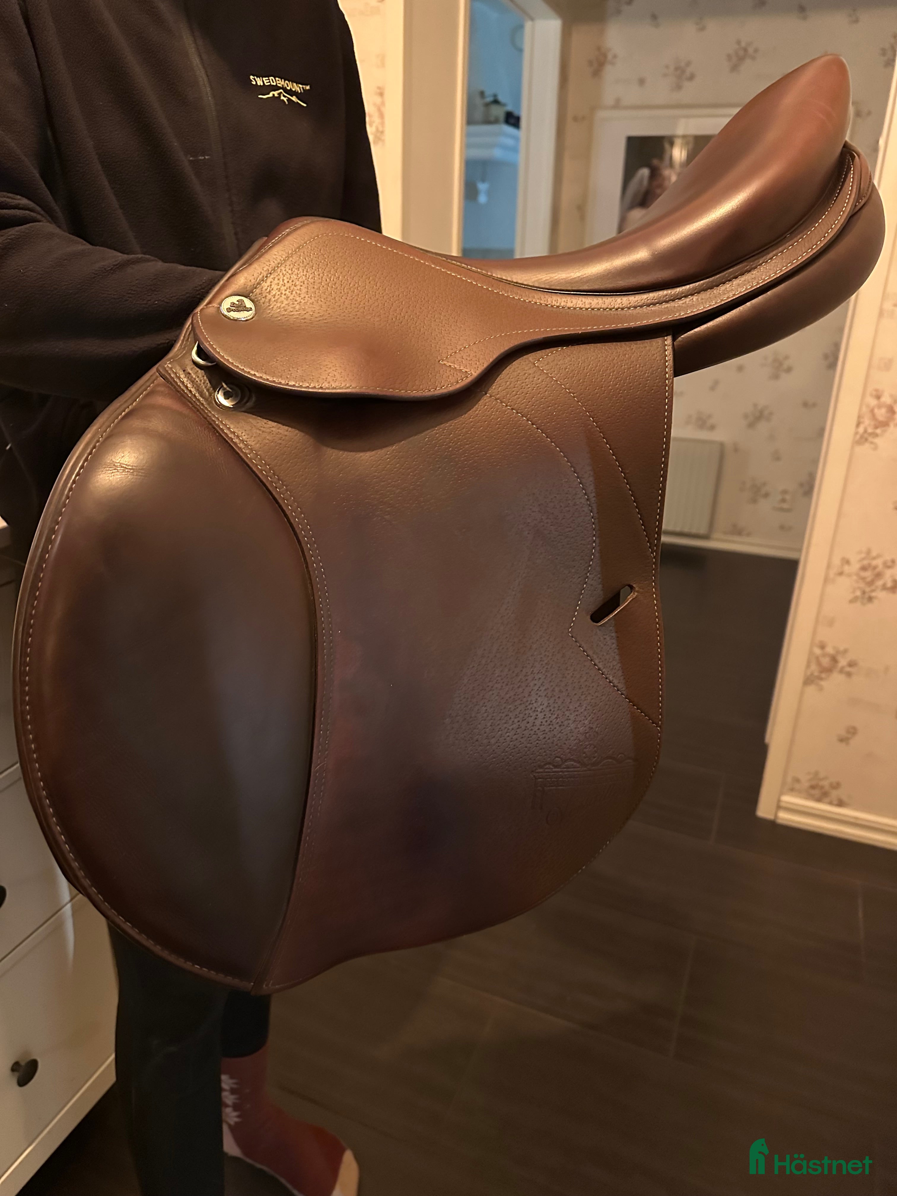 Sadlar hästutrustning Super snygg hoppsadel - Annons 1