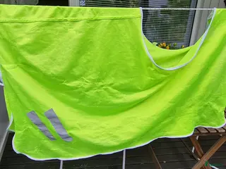 Täcken hästutrustning Ridtäcke storlek M, 125 cm i Umeå - Annons 2