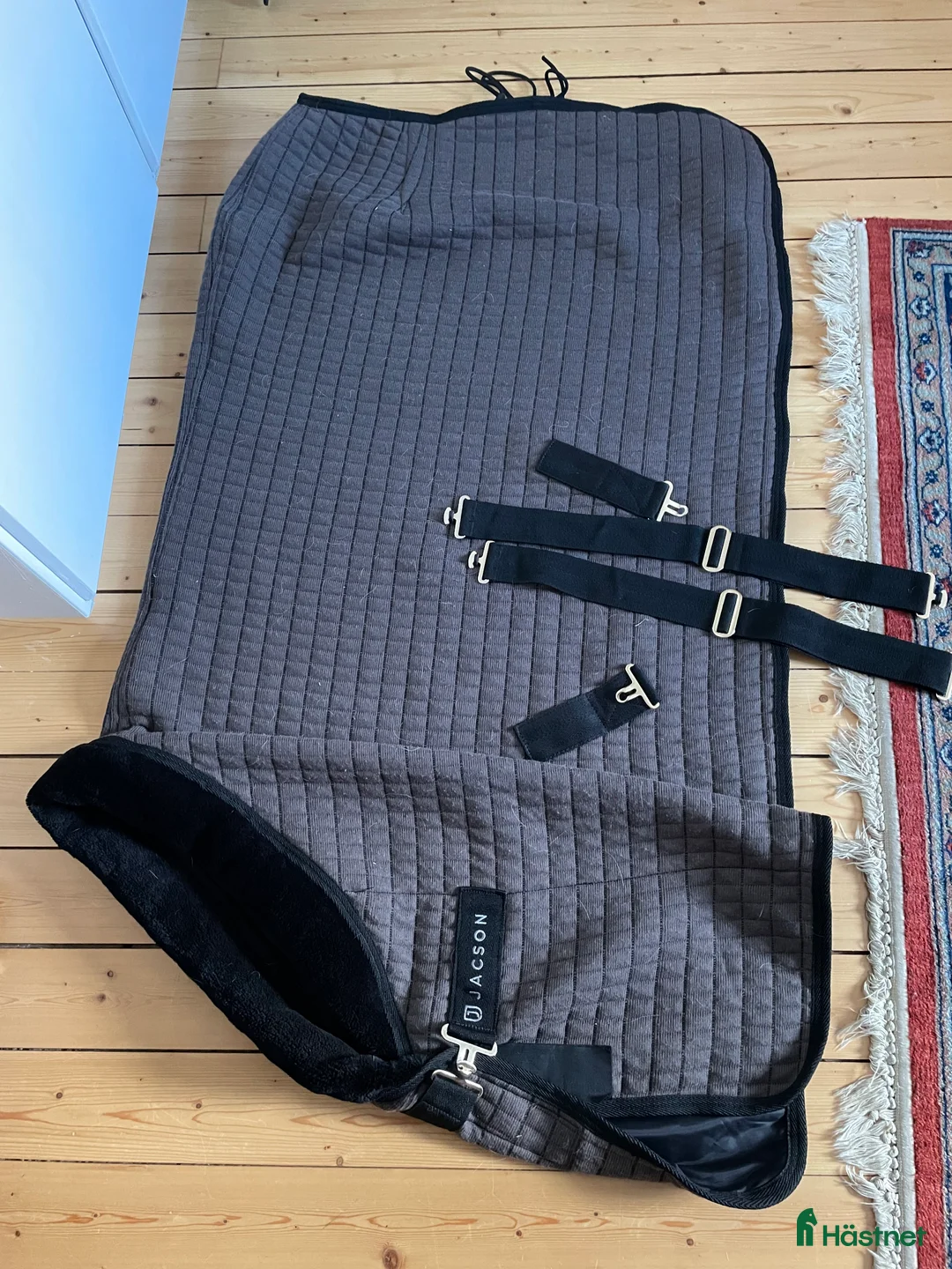 Täcken hästutrustning till salu: Jacson cooler stl 105 cm - Annons 1