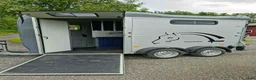 Hästtransporter  fordon & transport till salu: Cheval Touring Country med fronturlastning - Annons 3