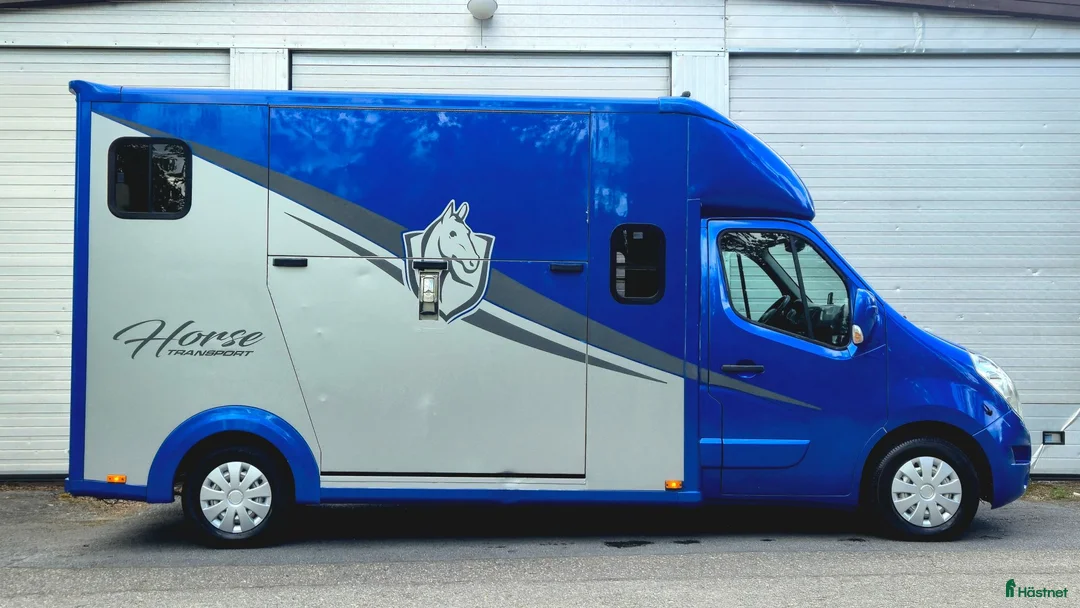 Hästlastbilar  fordon & transport till salu: Hästlastbil MT Autohaus 5 sits, Moms, - Annons 2
