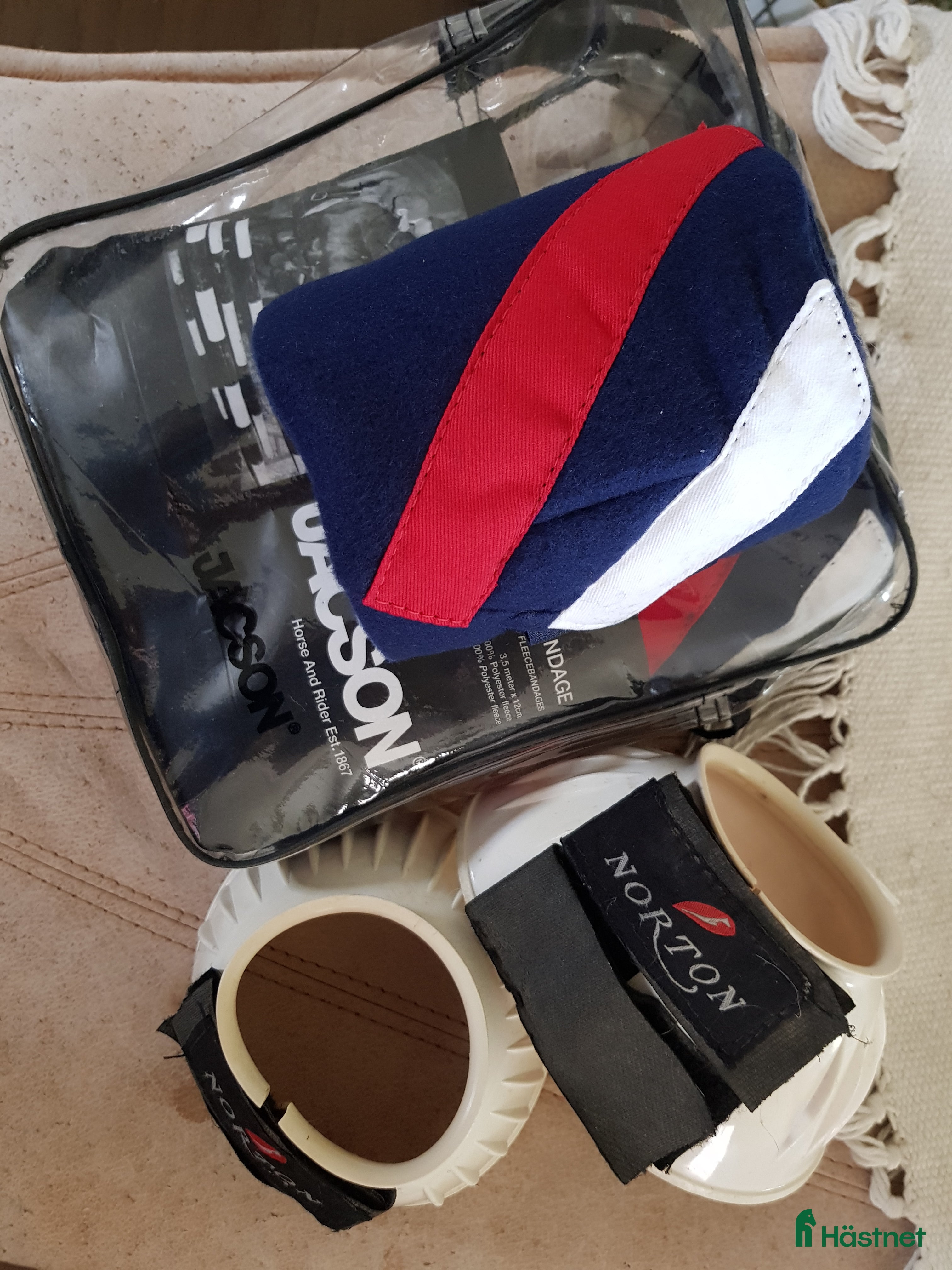 Benskydd hästutrustning till salu: Fleecebandage och boots i Söråker - Annons 17